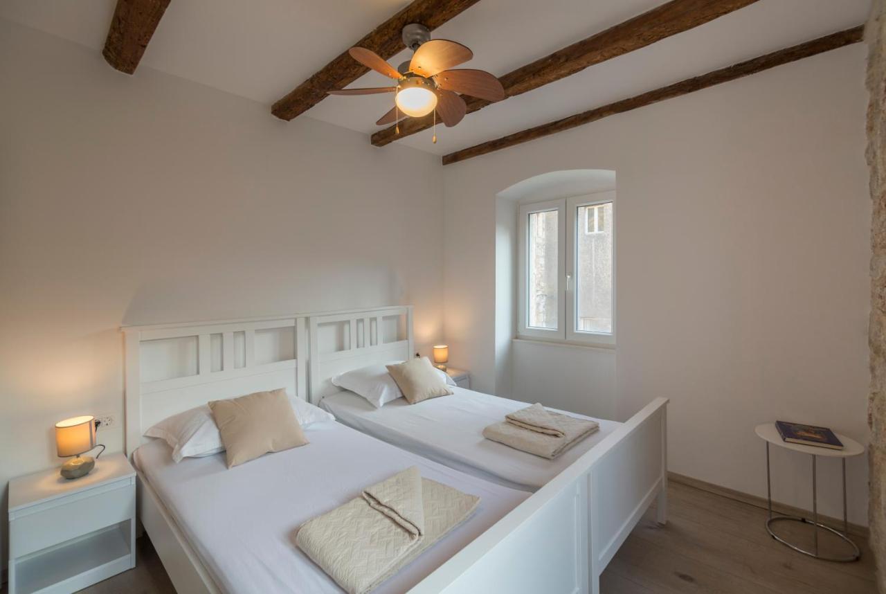 Apartments Bepi Komiza Ngoại thất bức ảnh